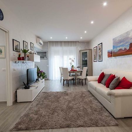 Appartamento M&M House Roma Esterno foto