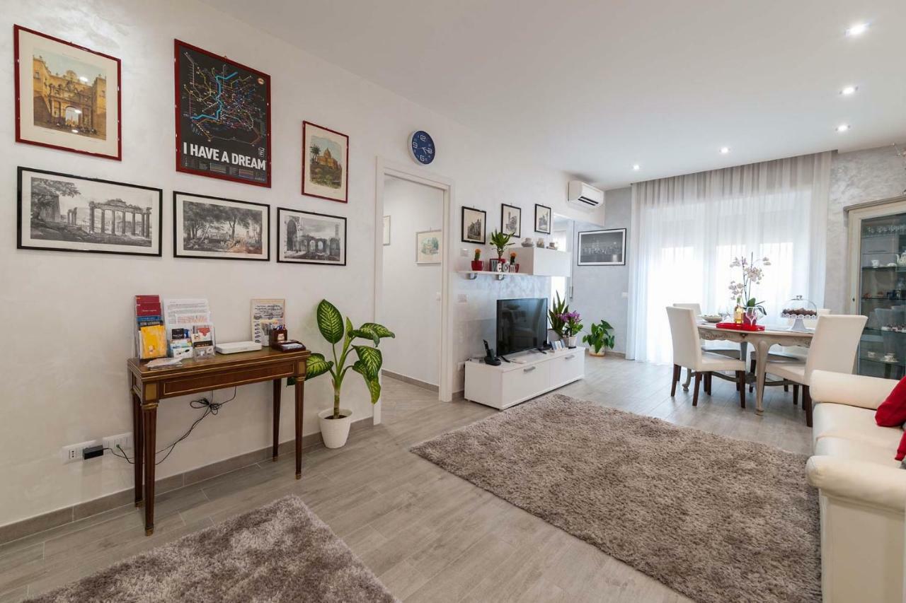 Appartamento M&M House Roma Esterno foto