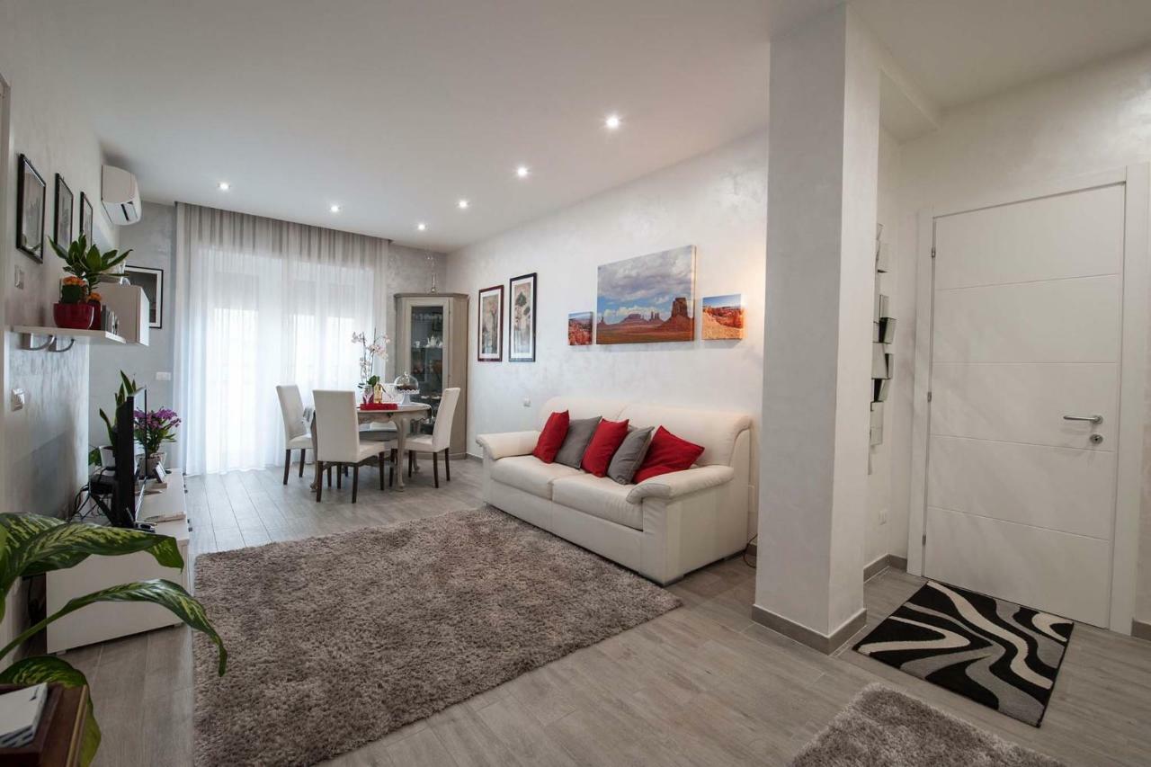 Appartamento M&M House Roma Esterno foto